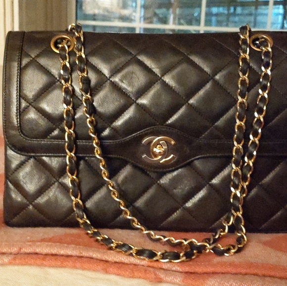 Vintage Chanel Paris Limited two tone 🖤 - Picture 2 of 3